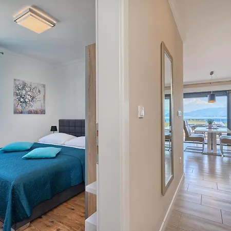 Moni'S Place - Fresh Seaview Apartment Slatine Exterior photo
